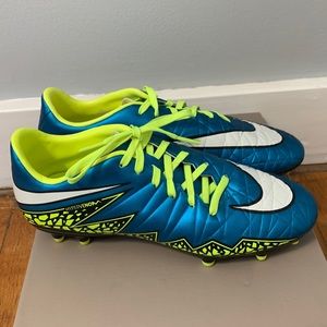 Nike Women’s Hypervenom Soccer Cleats